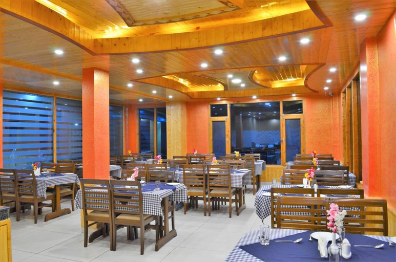 Food & Drinks 3, Gezellig Inn - Kanyal Villas, Kullu