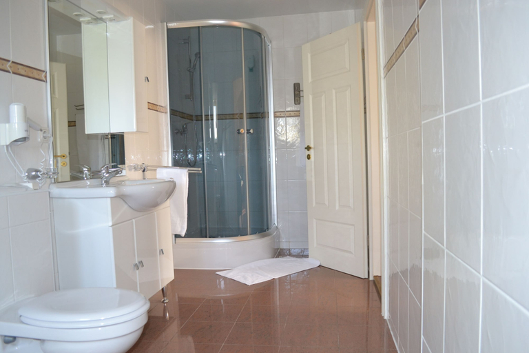 Bathroom 5, Il Gladiatore, Augsburg