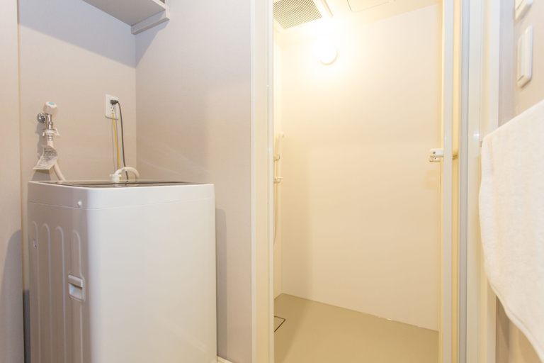 Bathroom 4, Group STAY CLASSE 02, Osaka