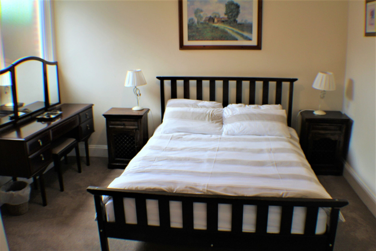 Bedroom 2, Moleside Cottage, Kent