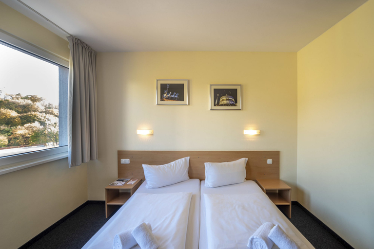 Bedroom 3, Familienhotel Citylight Berlin, Berlin