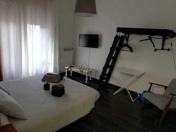 Bedroom 3, Bed and breakfast Style, Rome
