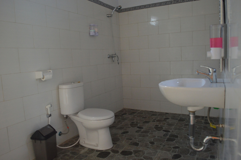 Bathroom 3, Penida Lapaya Garden, Klungkung