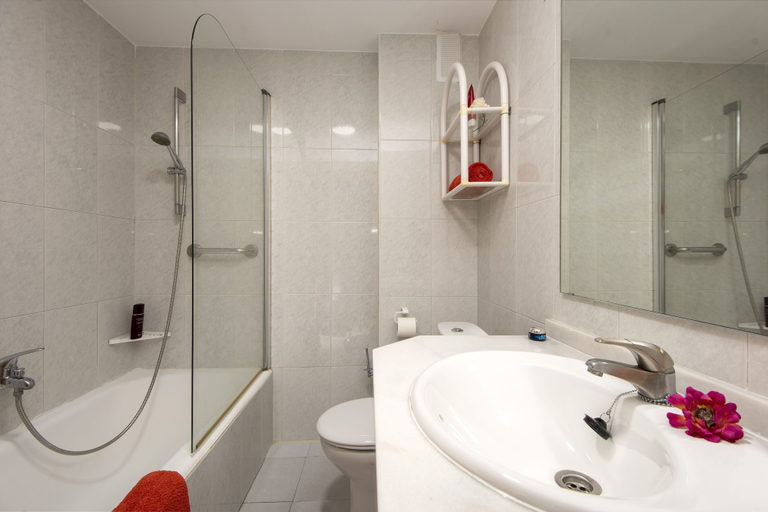 Bathroom, Apartamentos Núcleo Cristal, Málaga