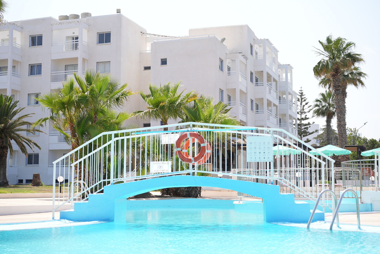 Exterior & Views 2, Astreas Beach Hotel