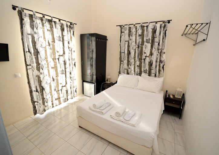 Bedroom 4, Koukounari Rooms, Attica