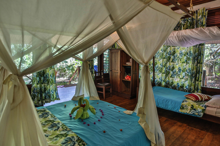 Bedroom 3, Olympe Du Bemaraha, Melaky