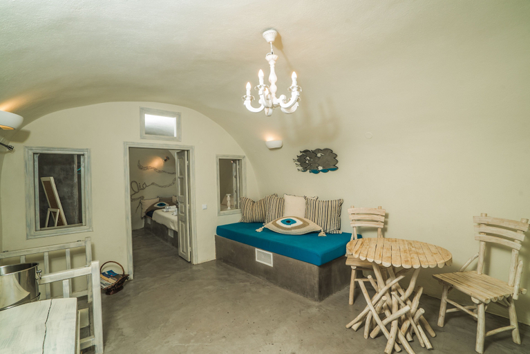 Bedroom 2, Kaleidoscope Cave Houses Oia, South Aegean