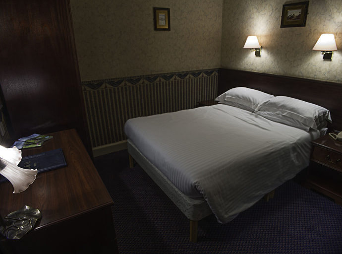 Bedroom 2, The Queen's Hotel, Shetland Islands