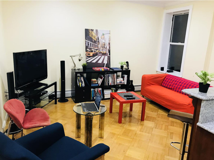 Others 4, The Ultimate Guest House, New York