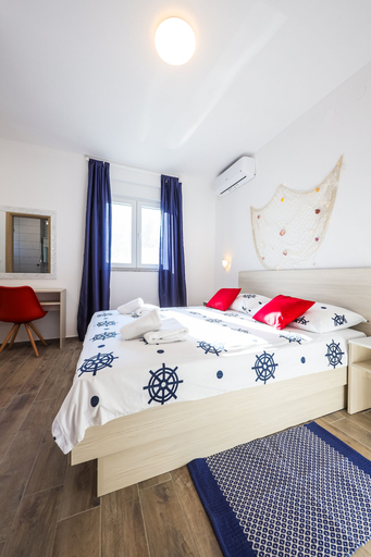 Bedroom 2, 1oak Rentals, Vir