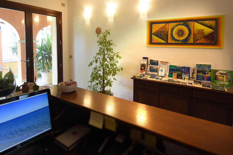 Food & Drinks 5, Il Girasole Hotel, Cagliari