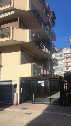 Exterior & Views 2, Dora’s Room, Pescara