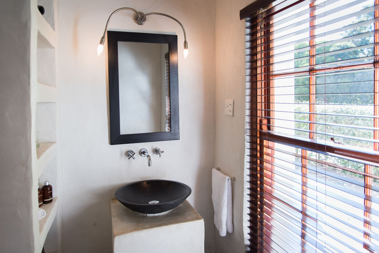 Bathroom 4, Kronendal Heritage, City of Cape Town
