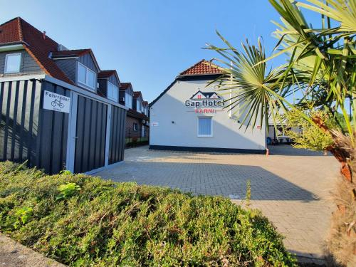 Others 5, Gap Hotel Garni, Verden