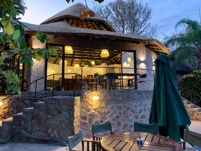 Food & Drinks 4, Hornbill Lodge, Kariba