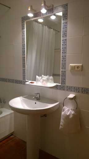 Bathroom 3, Hotel Palacete de Mañara, Málaga
