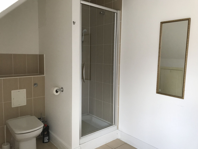 Bathroom 4, Turi House, Kent