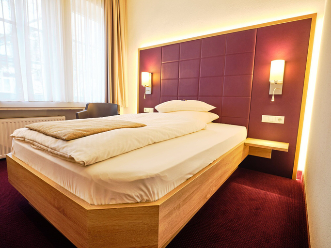 Bedroom 2, Hotel zum Adler, Bonn