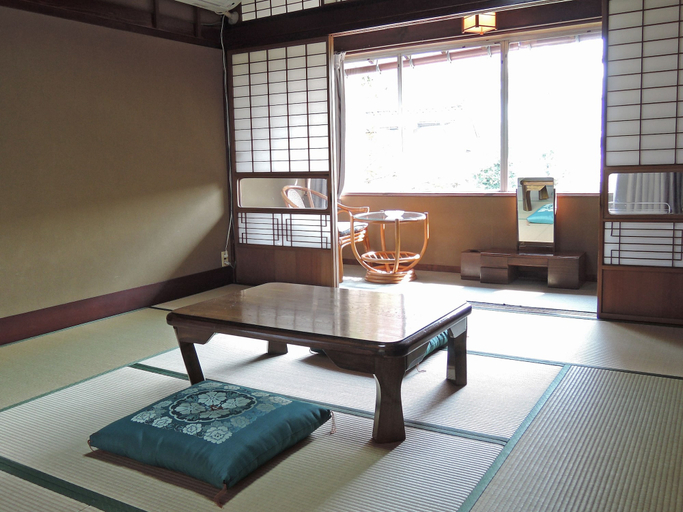 Bedroom 3, Kadokyu Ryokan, Takaoka