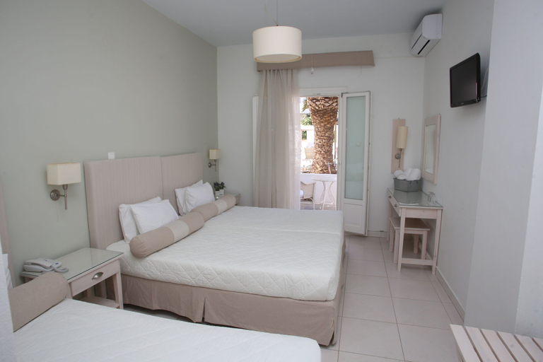 Bedroom 3, Hotel Benois, South Aegean