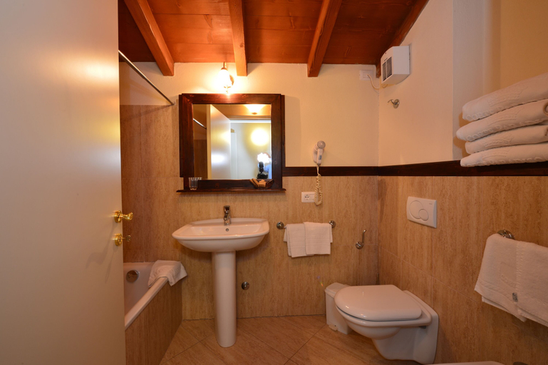 Bathroom 4, Relais Corte Paradiso, Verona
