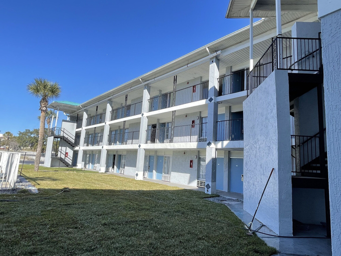 Exterior & Views 2, Motel 6 – Altamonte Springs, FL, Seminole