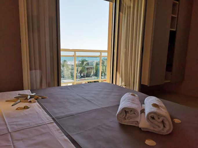 Bedroom 5, Hotel Bolivar, Ascoli Piceno