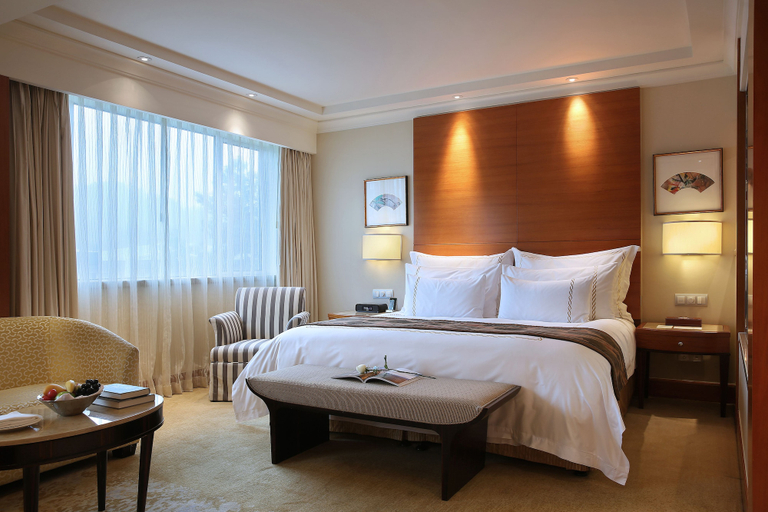 Bedroom 4, The Dragon Hotel, Hangzhou