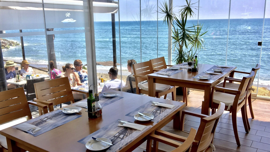 Food & Drinks 5, Mi Capricho A7 apartment with sea views, Málaga
