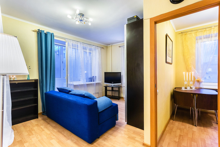 Others 5, Apartment on Strelbishchensky Lane 23, North-Western