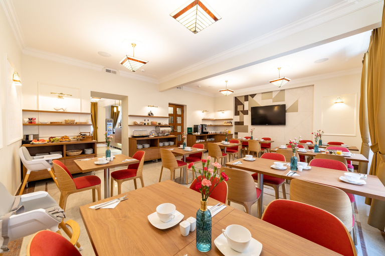 Food & Drinks 5, Portal House Apartments, Kraków City
