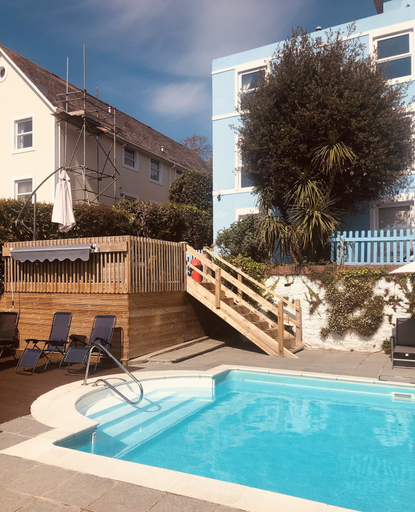 Sport & Beauty 5, The Purple Tree Guest House, Torbay