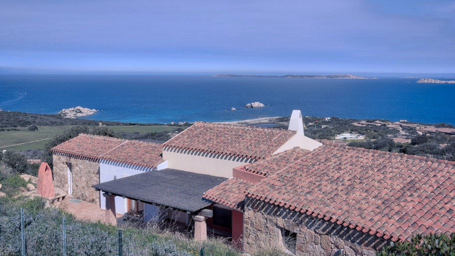 Others 5, Luxury Villa's Valle dell'Erica, Olbia-Tempio