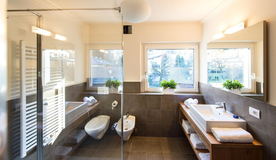 Bathroom 5, Parc Hotel Florian, Bolzano