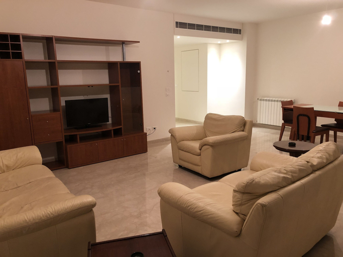 Others 4, Family-Friendly Home in Greater Beirut, Baabda