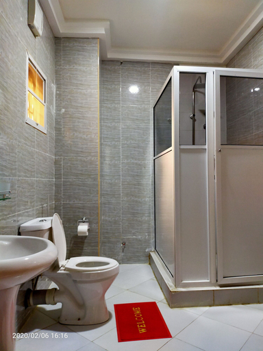 Bathroom 4, Alim Royal Hotel & Suites, AbujaMun