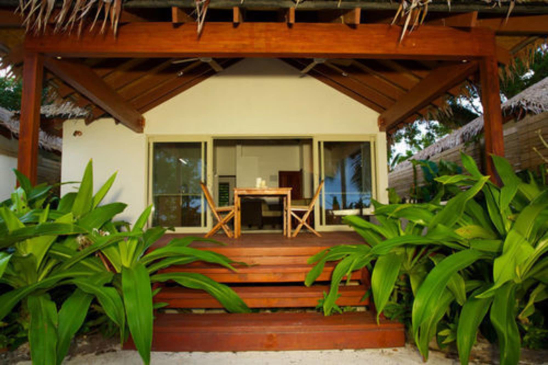 Exterior & Views, Vale Vale Beachfront Villas, Pango