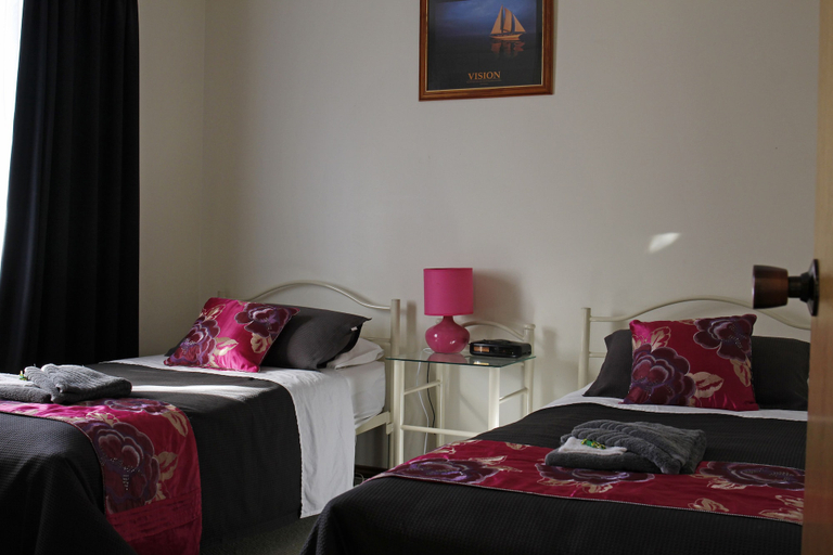 Bedroom 3, Cape Jervis Holiday Units, Yankalilla