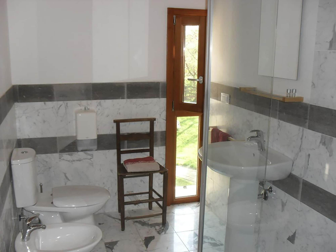 Bathroom, Mulino Delle Valli, Verona