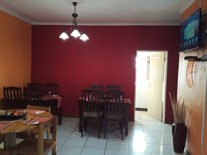 Food & Drinks, Vuya Nathi Bed & Breakfast, Manzini North