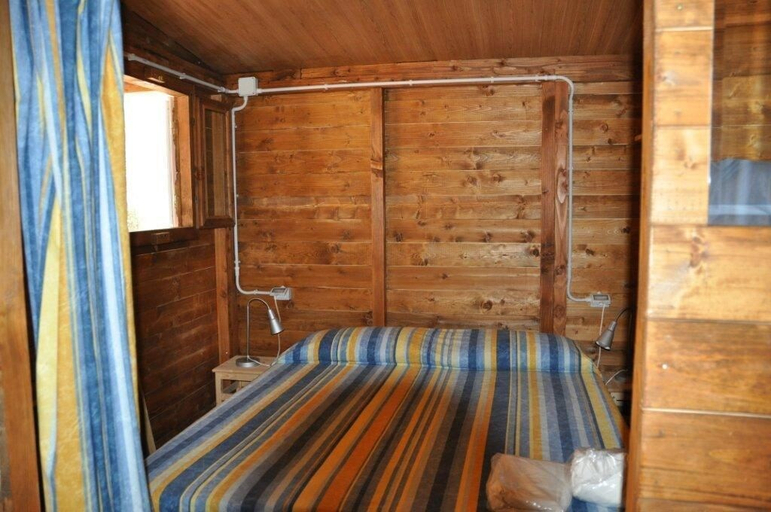 Bedroom 3, Villaggio Camping Calapineta, Nuoro