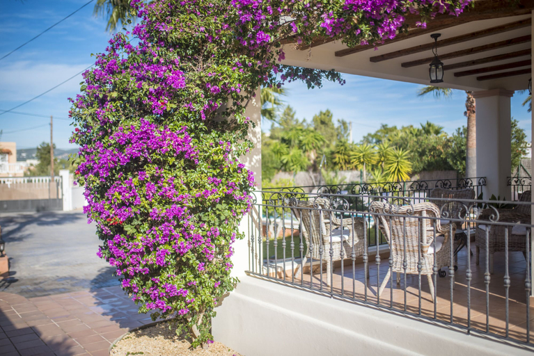 Others 5, Villa Can Petrus, Baleares
