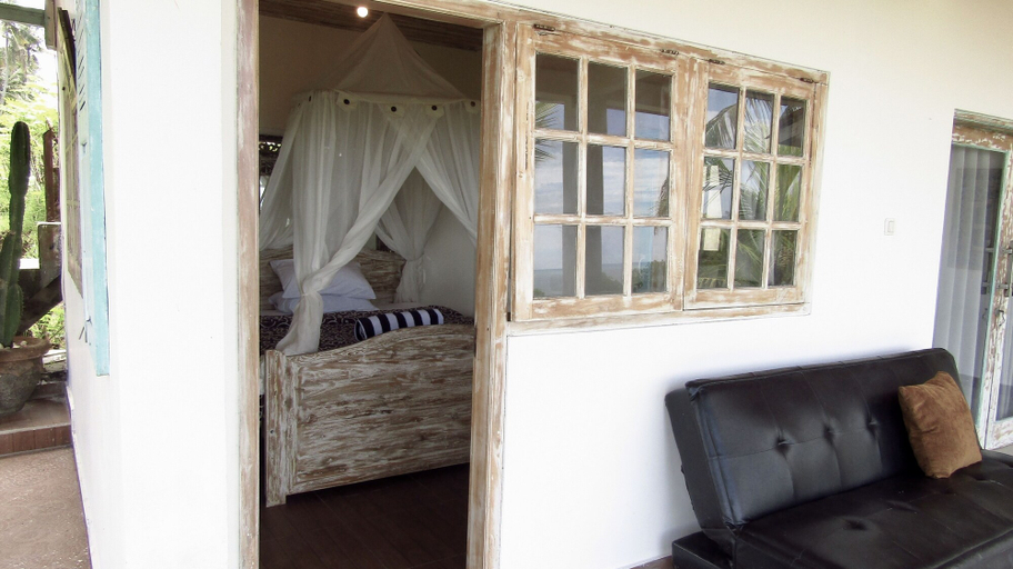 Exterior & Views 2, Dikaloha Medewi Surfcamp, Jembrana