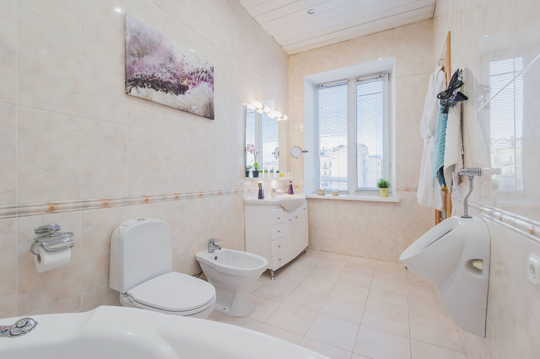Bathroom 4, GM Apartment Arbat 49, Central