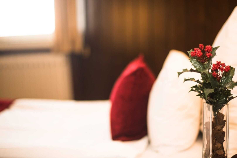 Bedroom 2, Kartal Hotel, Merkez