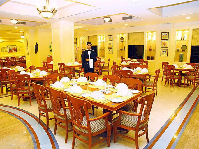 Food & Drinks 5, Park Prime Jaipur, Jaipur
