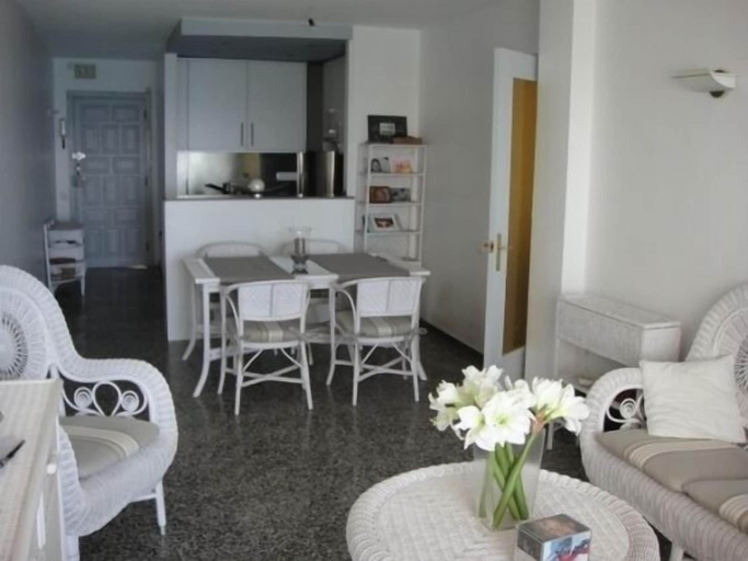 Others 4, Apartamento Marina A-4, Girona