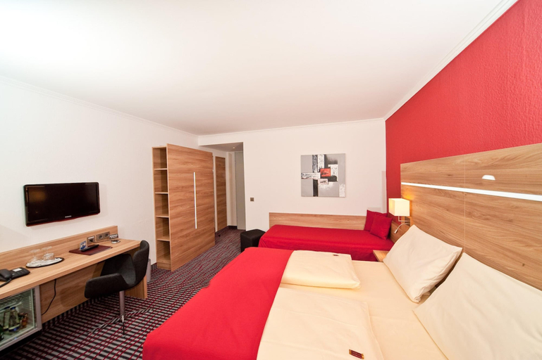 Bedroom 4, Hotel Präsident, München