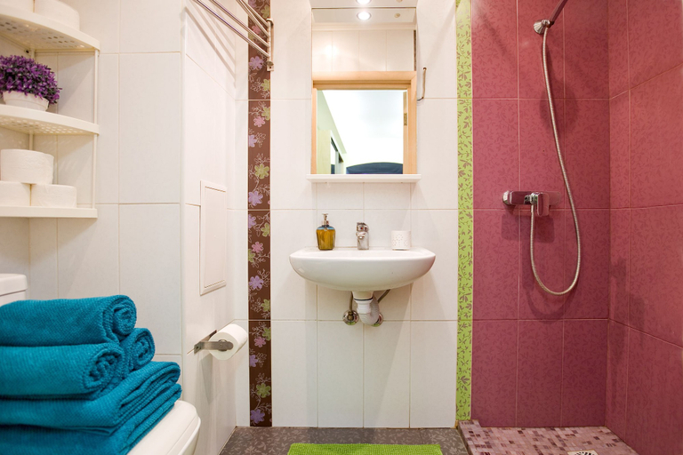 Bathroom 3, Emperoom near Summer Garden, Sankt-Peterburg gorsovet